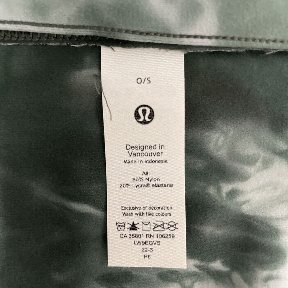 Lululemon Wrap Customizable Nulu Snap Scarf Women Spruce Green One Size NWT - Picture 6 of 9